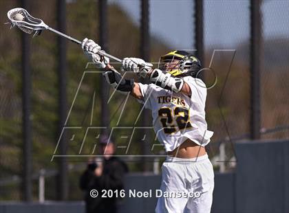 Thumbnail 1 in Lick-Wilmerding vs. The Bay School photogallery.
