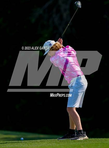 Thumbnail 2 in UIL 1A Boys Golf Finals Round 2 photogallery.