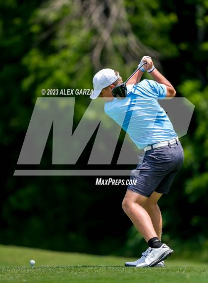 Thumbnail 2 in UIL 1A Boys Golf Finals Round 2 photogallery.