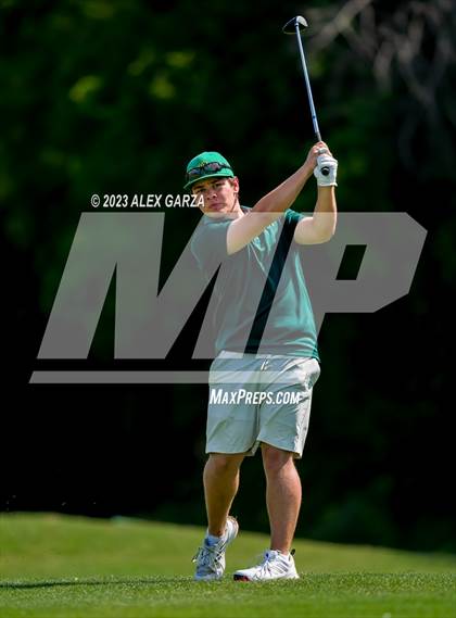 Thumbnail 2 in UIL 1A Boys Golf Finals Round 2 photogallery.