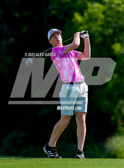 Thumbnail 2 in UIL 1A Boys Golf Finals Round 2 photogallery.