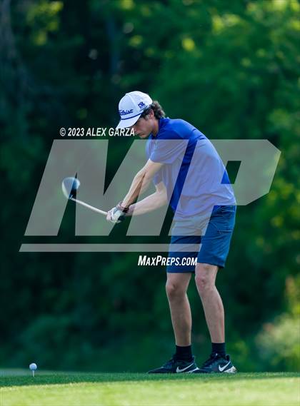 Thumbnail 1 in UIL 1A Boys Golf Finals Round 2 photogallery.