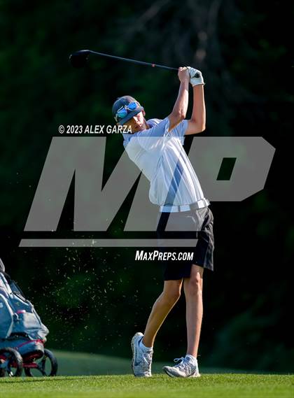 Thumbnail 3 in UIL 1A Boys Golf Finals Round 2 photogallery.