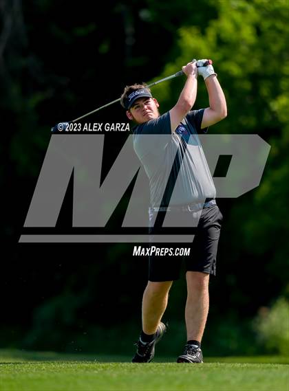 Thumbnail 1 in UIL 1A Boys Golf Finals Round 2 photogallery.