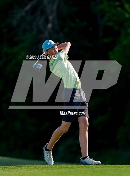 Thumbnail 2 in UIL 1A Boys Golf Finals Round 2 photogallery.