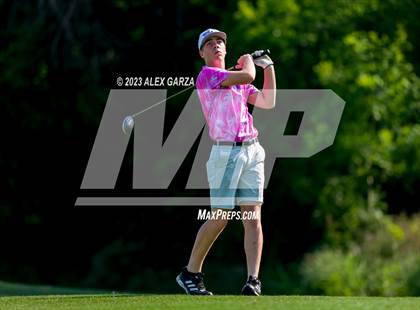 Thumbnail 3 in UIL 1A Boys Golf Finals Round 2 photogallery.