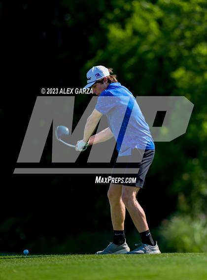 Thumbnail 1 in UIL 1A Boys Golf Finals Round 2 photogallery.