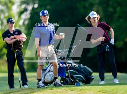Thumbnail 2 in UIL 1A Boys Golf Finals Round 2 photogallery.
