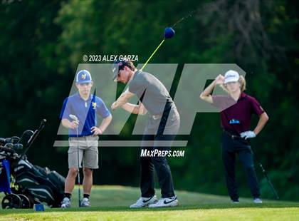 Thumbnail 3 in UIL 1A Boys Golf Finals Round 2 photogallery.