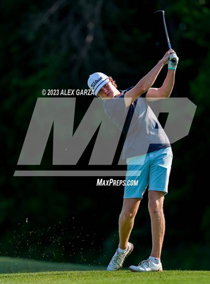 Thumbnail 2 in UIL 1A Boys Golf Finals Round 2 photogallery.