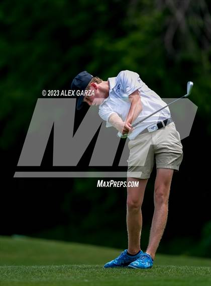 Thumbnail 2 in UIL 1A Boys Golf Finals Round 2 photogallery.
