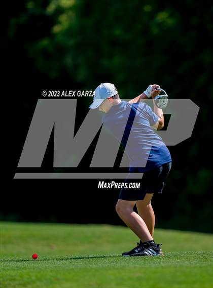 Thumbnail 3 in UIL 1A Boys Golf Finals Round 2 photogallery.