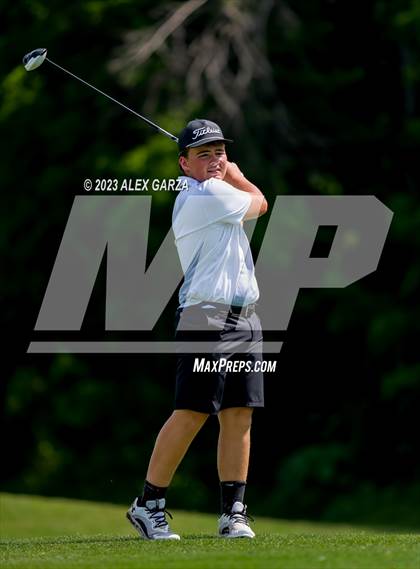 Thumbnail 2 in UIL 1A Boys Golf Finals Round 2 photogallery.