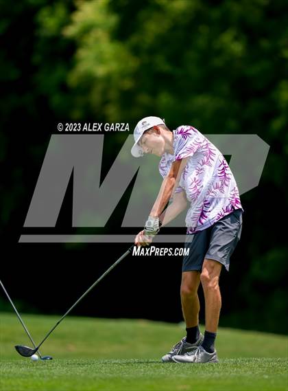 Thumbnail 3 in UIL 1A Boys Golf Finals Round 2 photogallery.