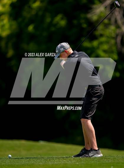 Thumbnail 1 in UIL 1A Boys Golf Finals Round 2 photogallery.