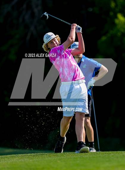 Thumbnail 3 in UIL 1A Boys Golf Finals Round 2 photogallery.