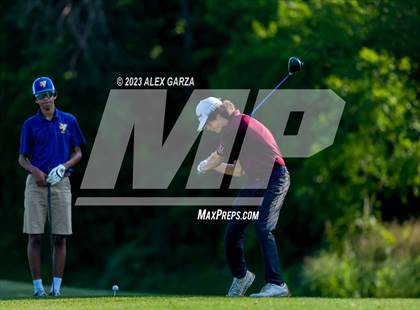 Thumbnail 3 in UIL 1A Boys Golf Finals Round 2 photogallery.