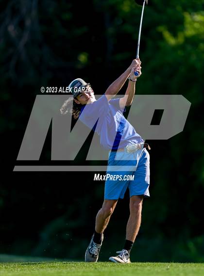 Thumbnail 3 in UIL 1A Boys Golf Finals Round 2 photogallery.