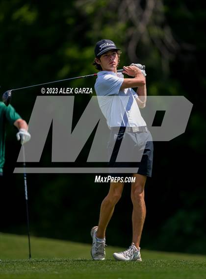 Thumbnail 3 in UIL 1A Boys Golf Finals Round 2 photogallery.