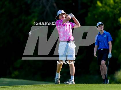 Thumbnail 2 in UIL 1A Boys Golf Finals Round 2 photogallery.
