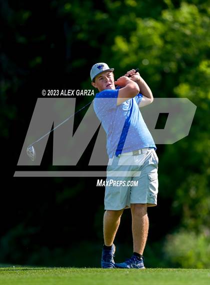 Thumbnail 2 in UIL 1A Boys Golf Finals Round 2 photogallery.