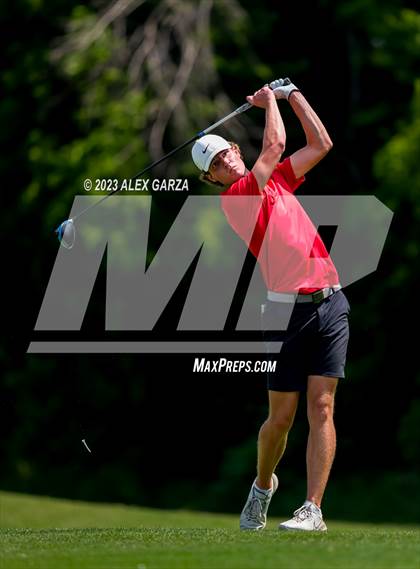 Thumbnail 2 in UIL 1A Boys Golf Finals Round 2 photogallery.