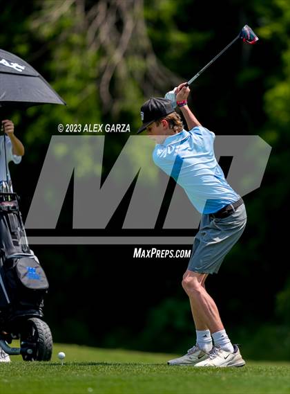 Thumbnail 2 in UIL 1A Boys Golf Finals Round 2 photogallery.