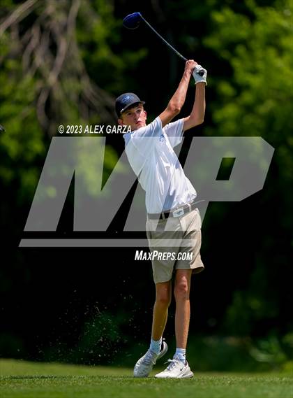 Thumbnail 2 in UIL 1A Boys Golf Finals Round 2 photogallery.