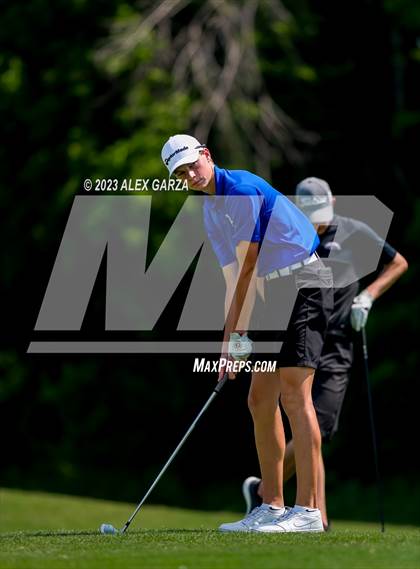 Thumbnail 2 in UIL 1A Boys Golf Finals Round 2 photogallery.