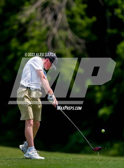 Thumbnail 3 in UIL 1A Boys Golf Finals Round 2 photogallery.