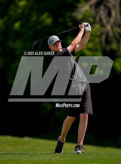 Thumbnail 1 in UIL 1A Boys Golf Finals Round 2 photogallery.