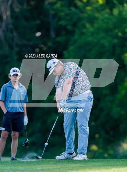 Thumbnail 3 in UIL 1A Boys Golf Finals Round 2 photogallery.
