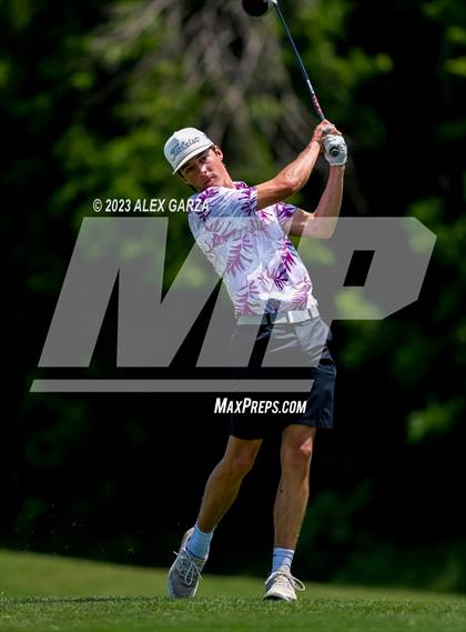 Thumbnail 1 in UIL 1A Boys Golf Finals Round 2 photogallery.