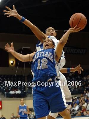 Thumbnail 1 in San Diego vs. Eastlake (SDS D1 Final) photogallery.