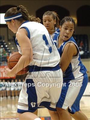 Thumbnail 1 in San Diego vs. Eastlake (SDS D1 Final) photogallery.