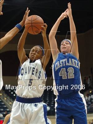 Thumbnail 3 in San Diego vs. Eastlake (SDS D1 Final) photogallery.