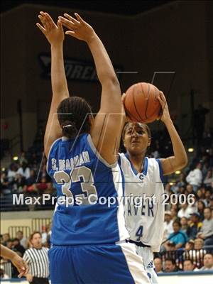 Thumbnail 3 in San Diego vs. Eastlake (SDS D1 Final) photogallery.