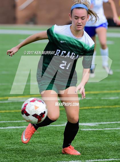 Thumbnail 1 in Reagan [Ronald] vs Katy Taylor photogallery.
