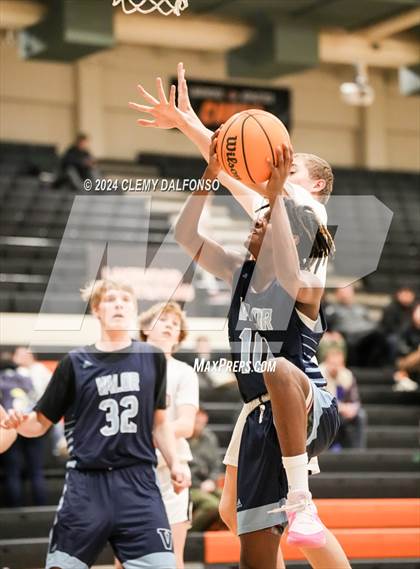 Thumbnail 1 in Valor Christian @ Lakewood photogallery.