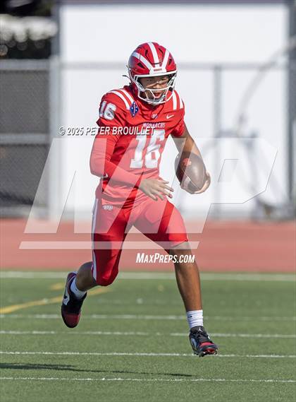 Thumbnail 2 in JV: Orange Lutheran @ Mater Dei photogallery.