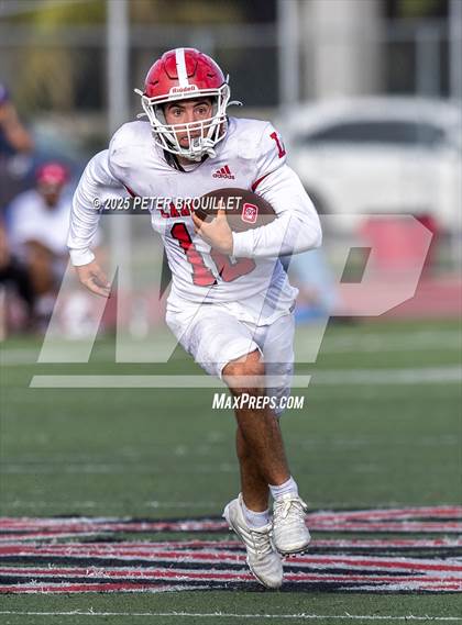 Thumbnail 2 in JV: Orange Lutheran @ Mater Dei photogallery.