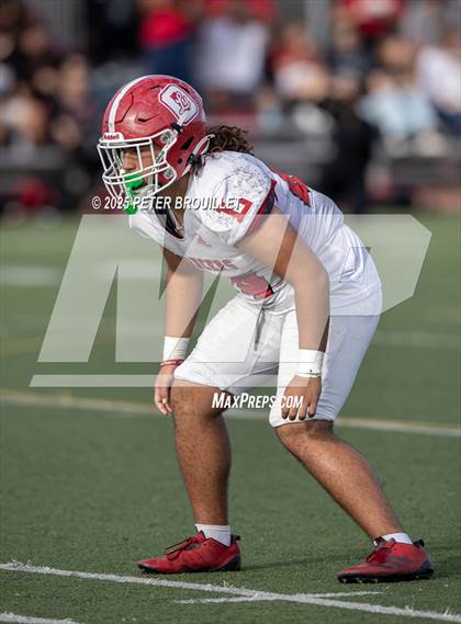 Thumbnail 3 in JV: Orange Lutheran @ Mater Dei photogallery.