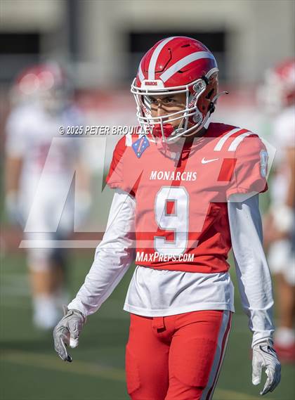 Thumbnail 3 in JV: Orange Lutheran @ Mater Dei photogallery.