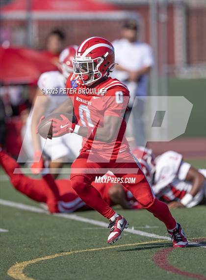 Thumbnail 3 in JV: Orange Lutheran @ Mater Dei photogallery.