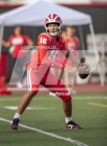 Thumbnail 2 in JV: Orange Lutheran @ Mater Dei photogallery.