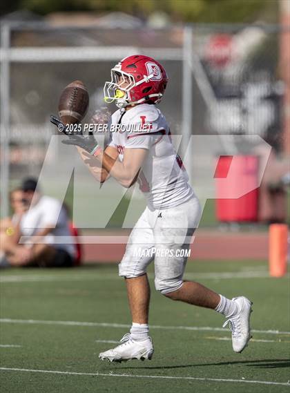 Thumbnail 3 in JV: Orange Lutheran @ Mater Dei photogallery.