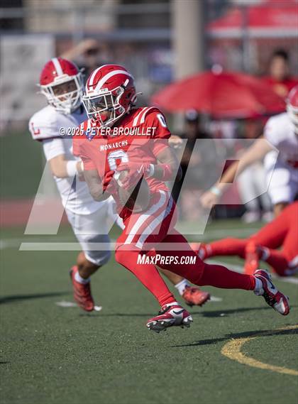 Thumbnail 1 in JV: Orange Lutheran @ Mater Dei photogallery.