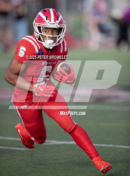 Thumbnail 2 in JV: Orange Lutheran @ Mater Dei photogallery.
