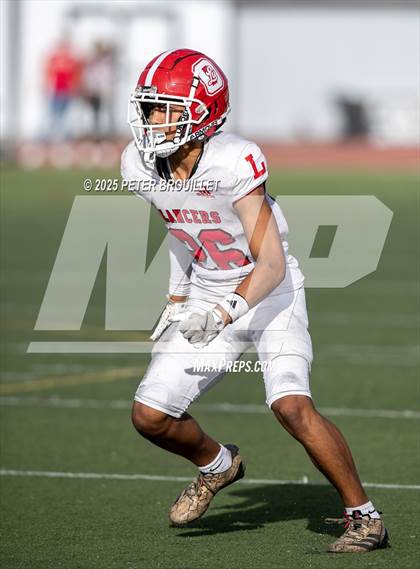 Thumbnail 1 in JV: Orange Lutheran @ Mater Dei photogallery.