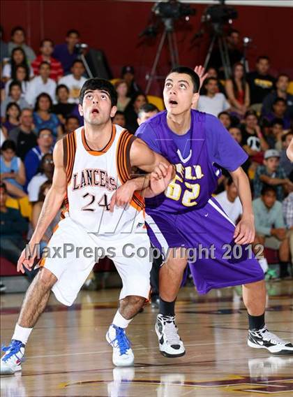 Thumbnail 3 in Bell vs. Grant (CIF LA City Section Final) photogallery.